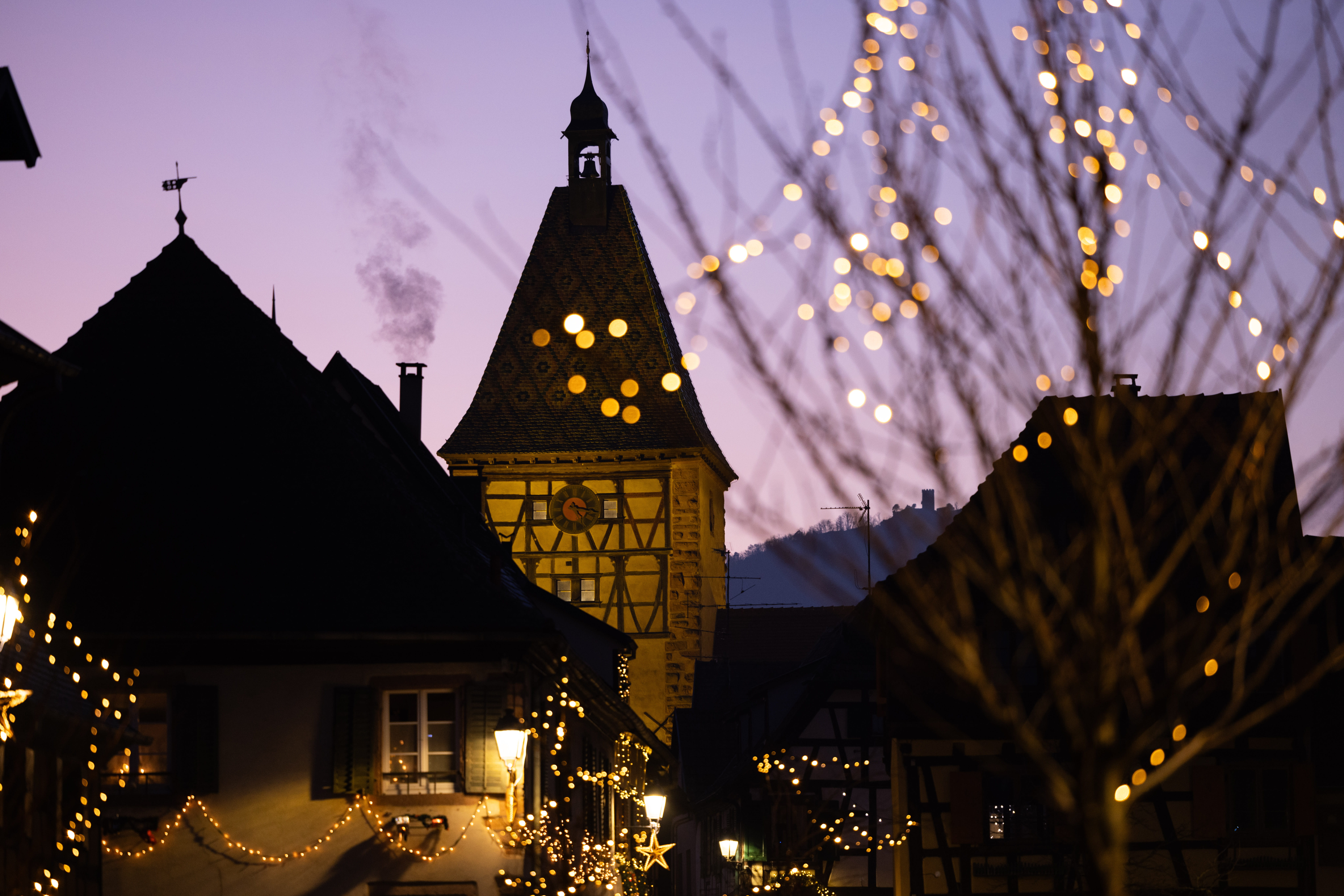 Bergheim © QG AE (1) La Porte Haute de Bergheim avec des illuminations à l'occasion du marché de Noël